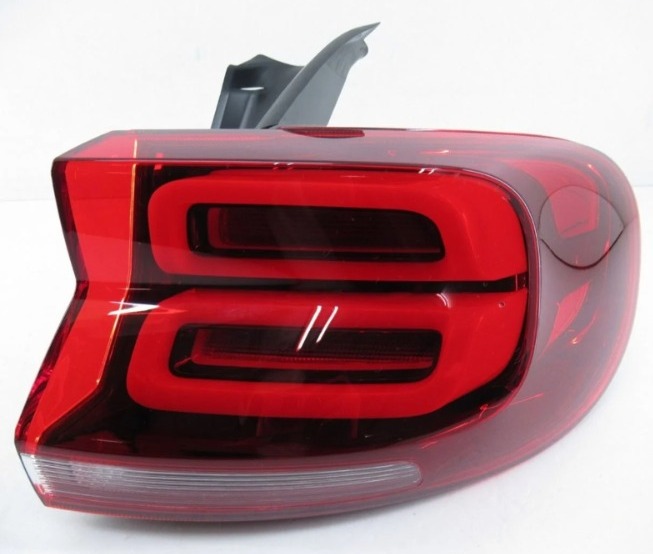 Stop Lambası Dış Sağ | C5 Aircross product-img